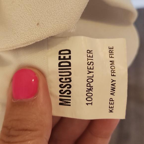 MISSGUIDED white dress - Picture 6 of 7